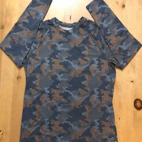 SAXX Men’s Quest Long Sleeve Shirt – Camo – Size L – Lightweight - Picture 2 of 5